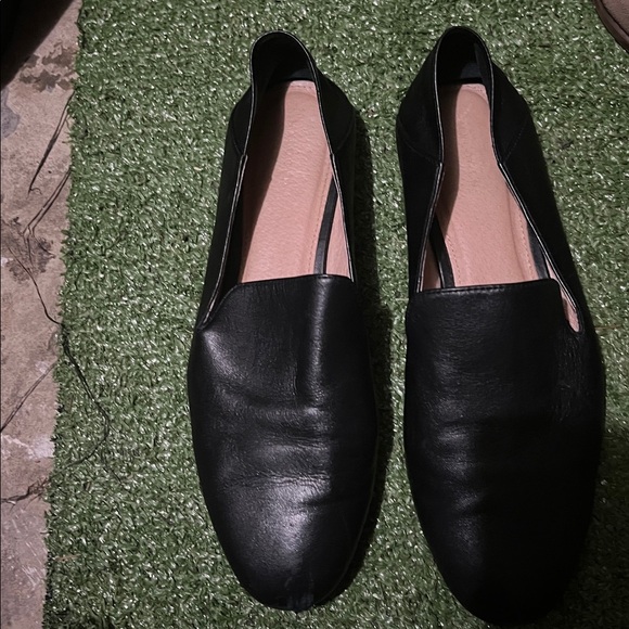 Halogen Black Leather Slip-On Shoes - Picture 1 of 3